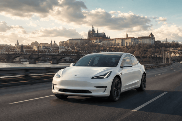 Czech Republic Provisionally Approves Tesla FSD Supervised