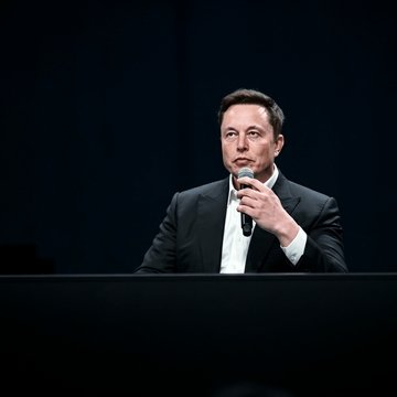 Elon Musk Denies SpaceX Phone Development Rumors Amidst xAI Merger Focus - Tesery Official Store