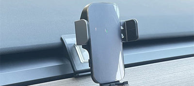 접이식 MagSafe 마운트 대 전통적인 대시보드 마운트: 비교 분석