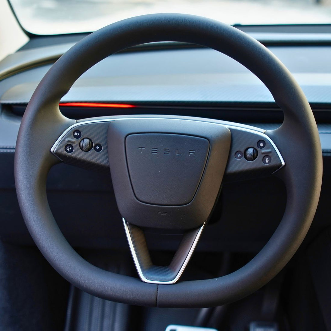 Dry Carbon Fiber Steering Wheel Trim Cover for Model 3 Highland / Model Y Juniper (3 Pieces) - Tesery Official Store