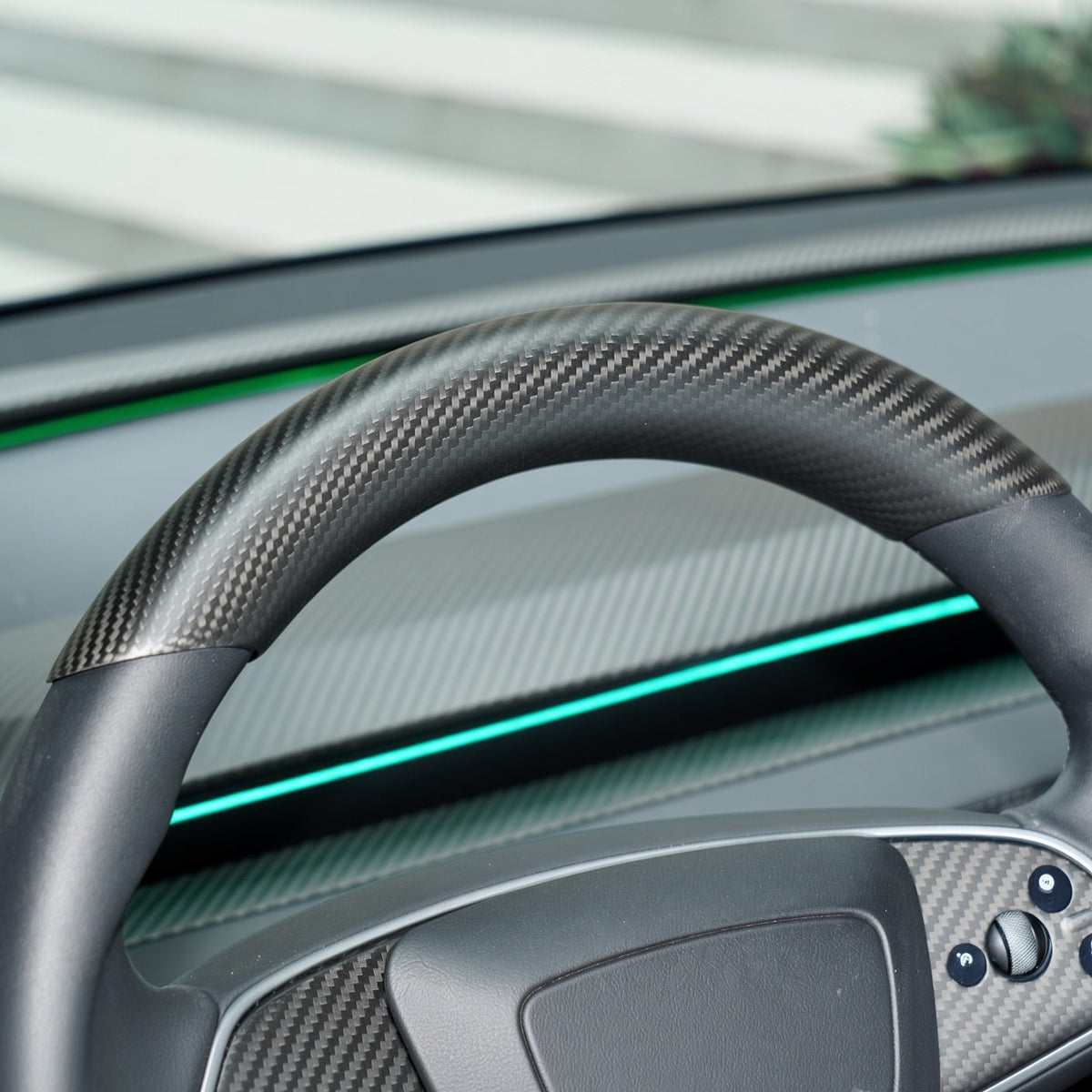 Dry Carbon Fiber Steering Wheel Trim Cover Kit for Model Y Juniper Premium / Model Y Standard / Model YL - Tesery Official Store