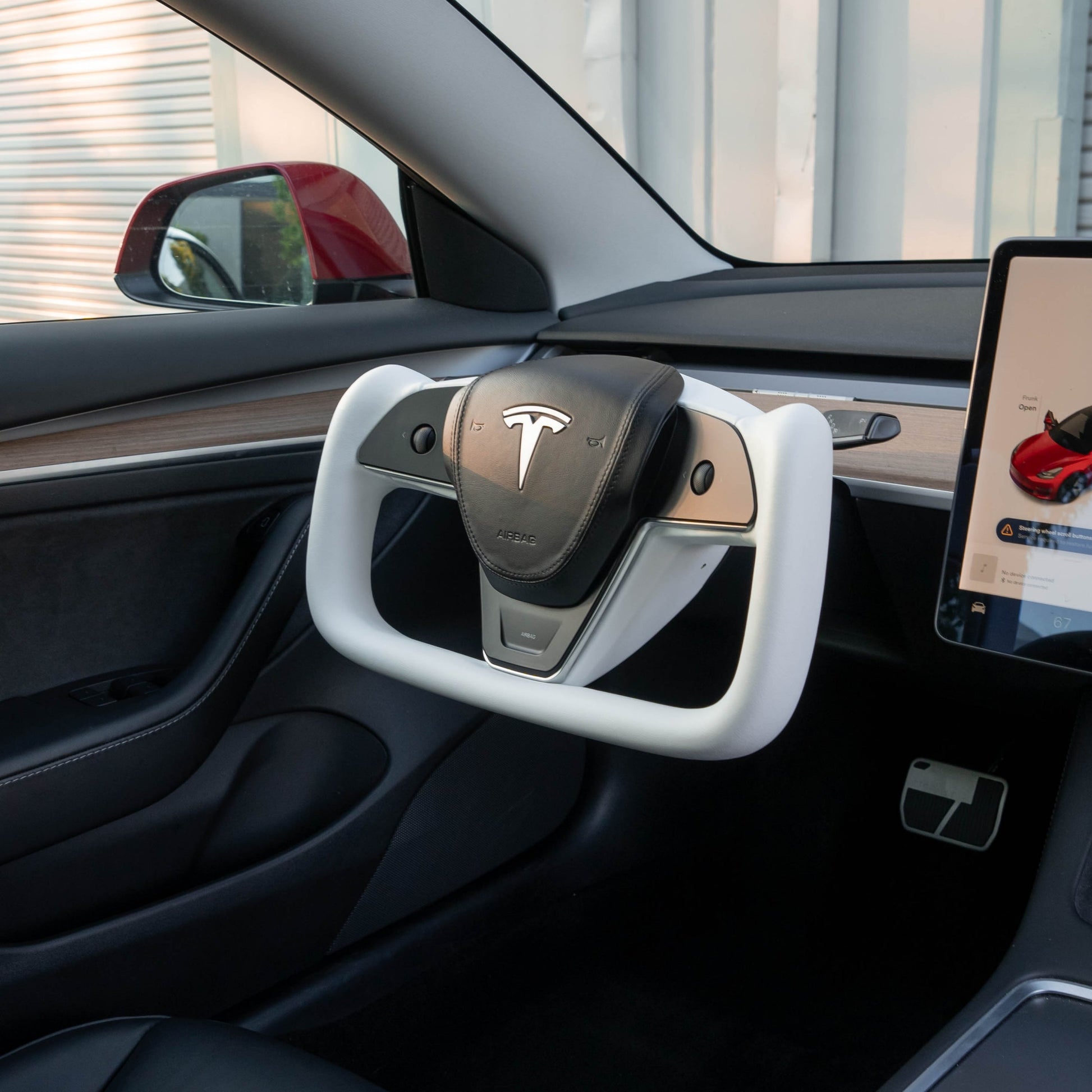 TESERY Yoke Plaid Steering Wheel for Tesla Model 3 / Y【White Leather】 - Tesery Official Store