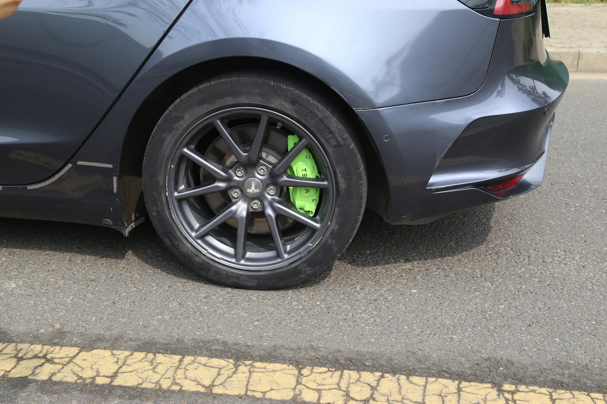 18" /19" Car Caliper Covers for Tesla Model 3 2017-2024 - Tesery Official Store